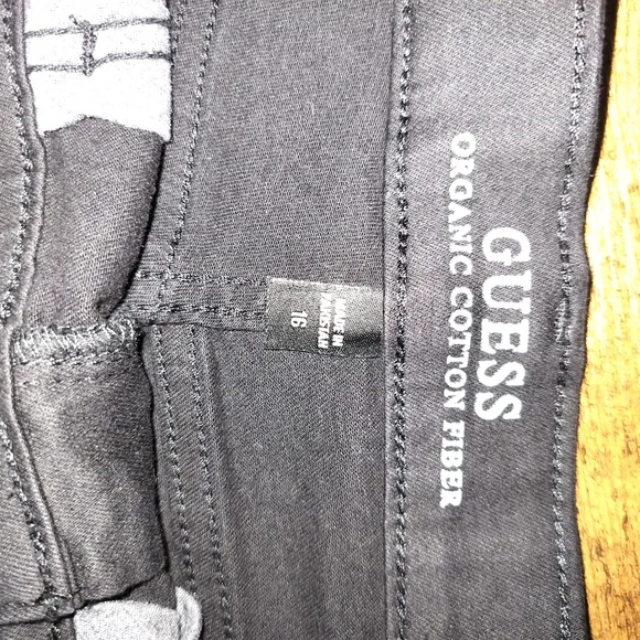 Guess Black Jean Shorts Casual Style - Picture 5 of 10